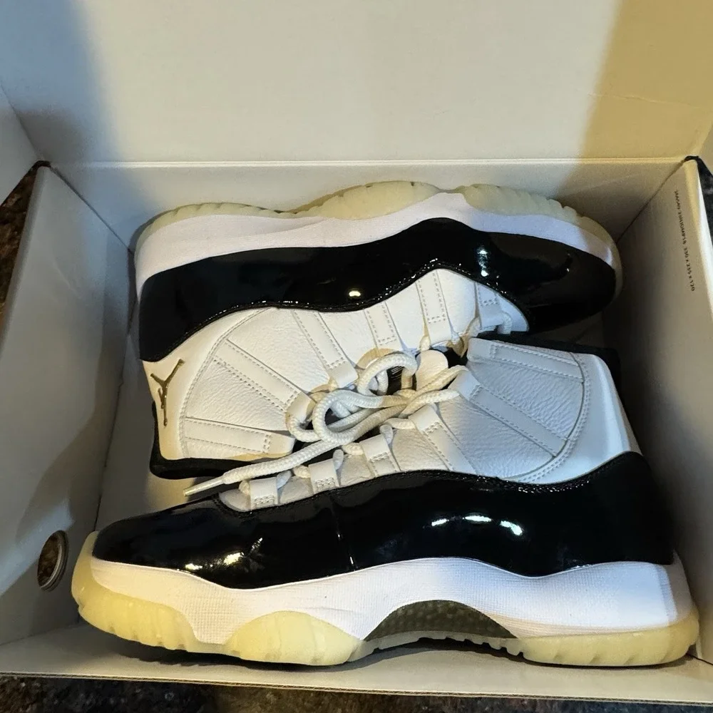Air Jordan‎ 11 Retro DMP Gratitude (2023)  Size 9 CT8012-170 Never Worn NIB